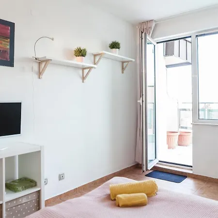 Apartmán Tony's Sunny Rooftop By Flat Mаnager *