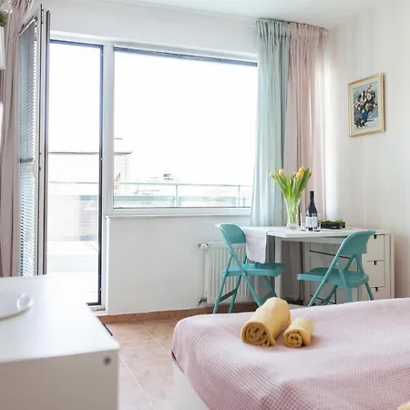 Tony's Sunny Rooftop By Flat Mаnager Apartmán