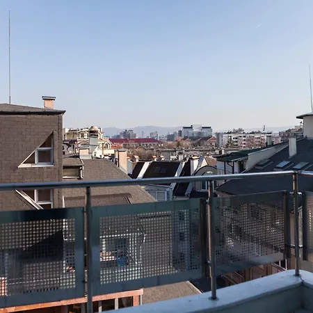 Tony's Sunny Rooftop By Flat Mаnager Апартаменты София