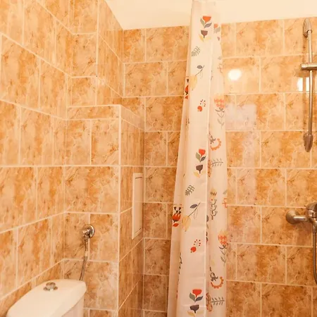 Tony's Sunny Rooftop By Flat Mаnager *