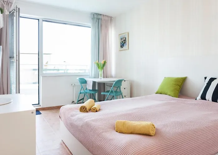 Tony's Sunny Rooftop By Flat Mаnager *