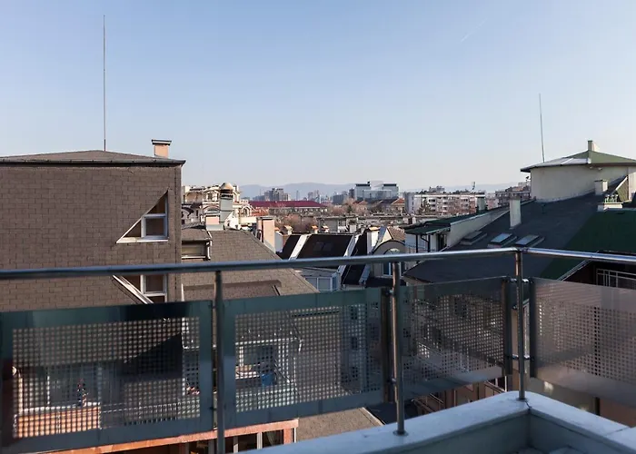 Tony's Sunny Rooftop By Flat Mаnager شقة صوفيا